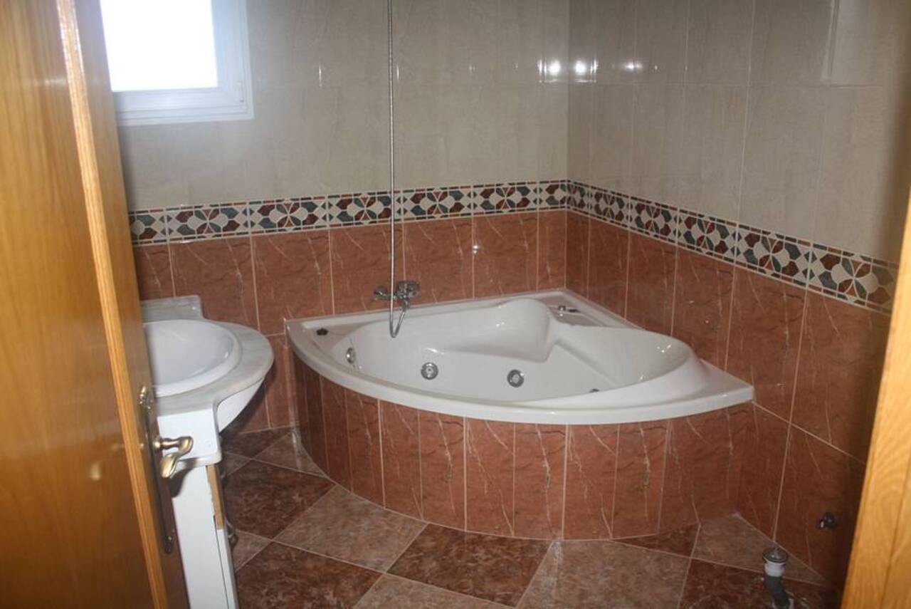 2 Bed, 3 Bath, ApartmentFor Sale, Torrevieja, Alicante