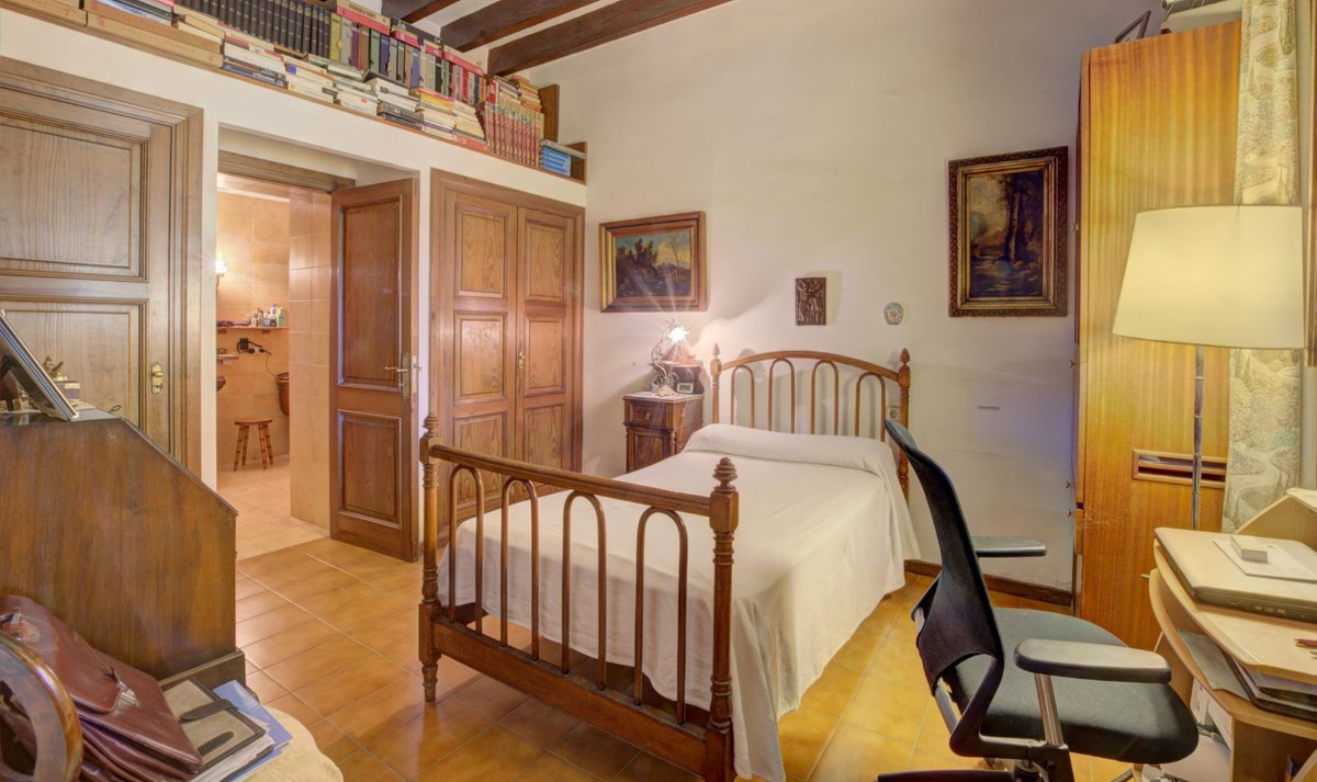 5 Bed, 5 Bath, HouseFor Sale, Marratxí, Islas Baleares