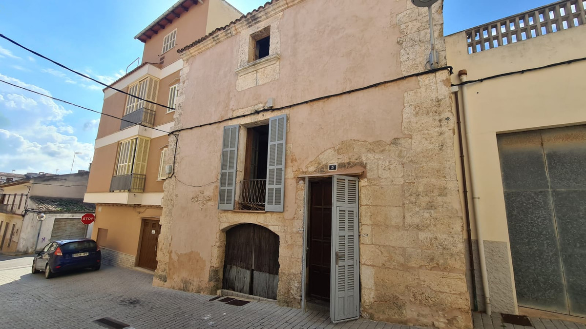 4 Bed, 2 Bath, HouseFor Sale, Santa Margalida, Islas Baleares