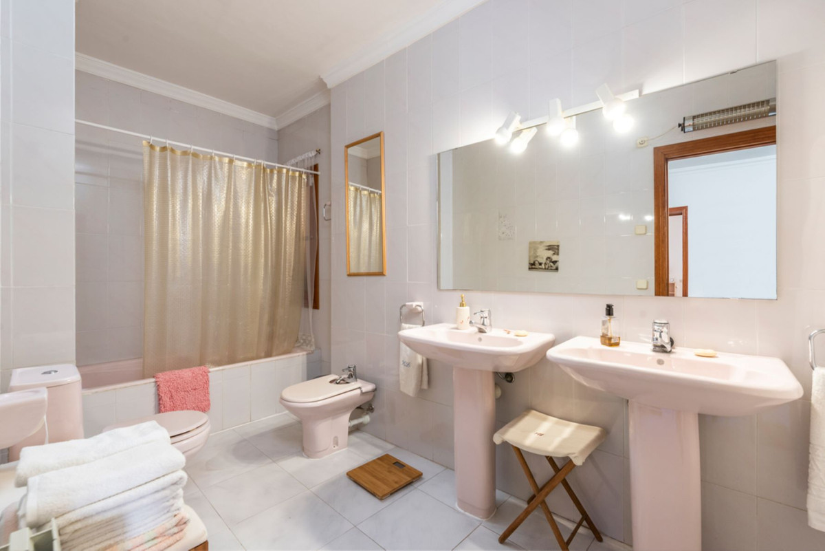 4 Bed, 3 Bath, HouseFor Sale, Costa d'en Blanes, Islas Baleares 4 Bed, 3 Bath, HouseFor Sale, Costa d'en Blanes, Islas Baleares