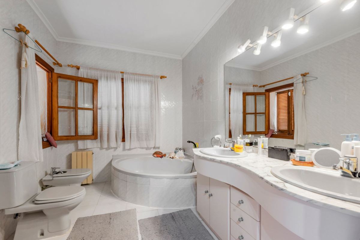4 Bed, 3 Bath, HouseFor Sale, Costa d'en Blanes, Islas Baleares 4 Bed, 3 Bath, HouseFor Sale, Costa d'en Blanes, Islas Baleares