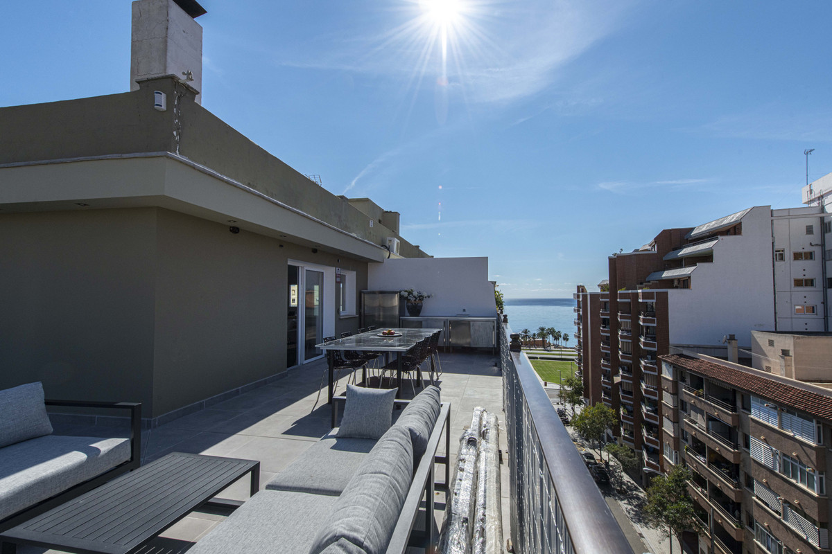 3 Bed, 2 Bath, ApartmentFor Sale, Palma de Mallorca, Islas Baleares