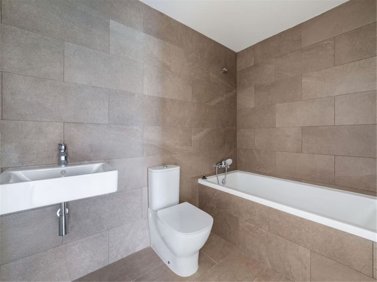 2 Bed, 2 Bath, ApartmentFor Sale, Palma de Mallorca, Islas Baleares