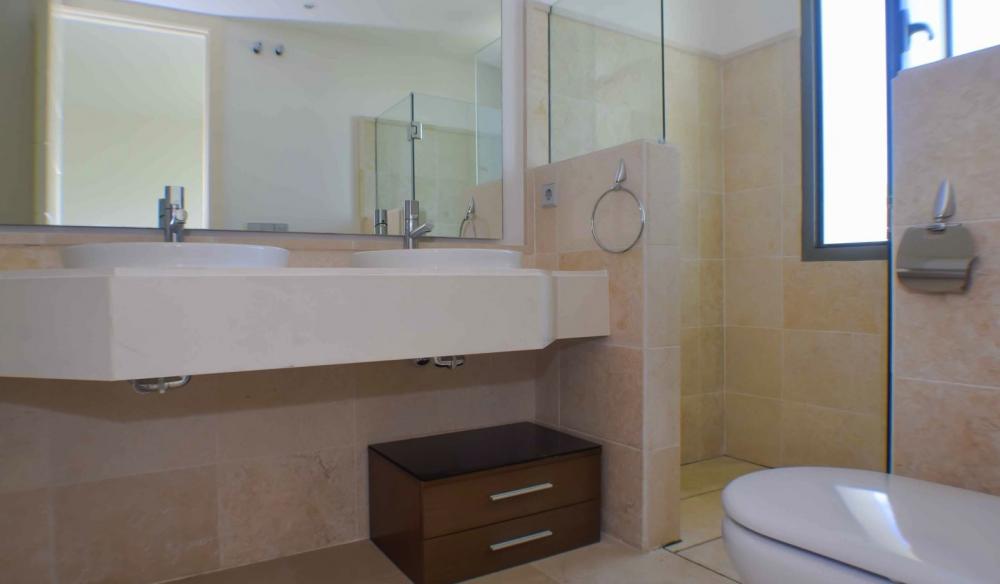 2 Bed, 2 Bath, ApartmentFor Sale, Los Flamingos, Malaga