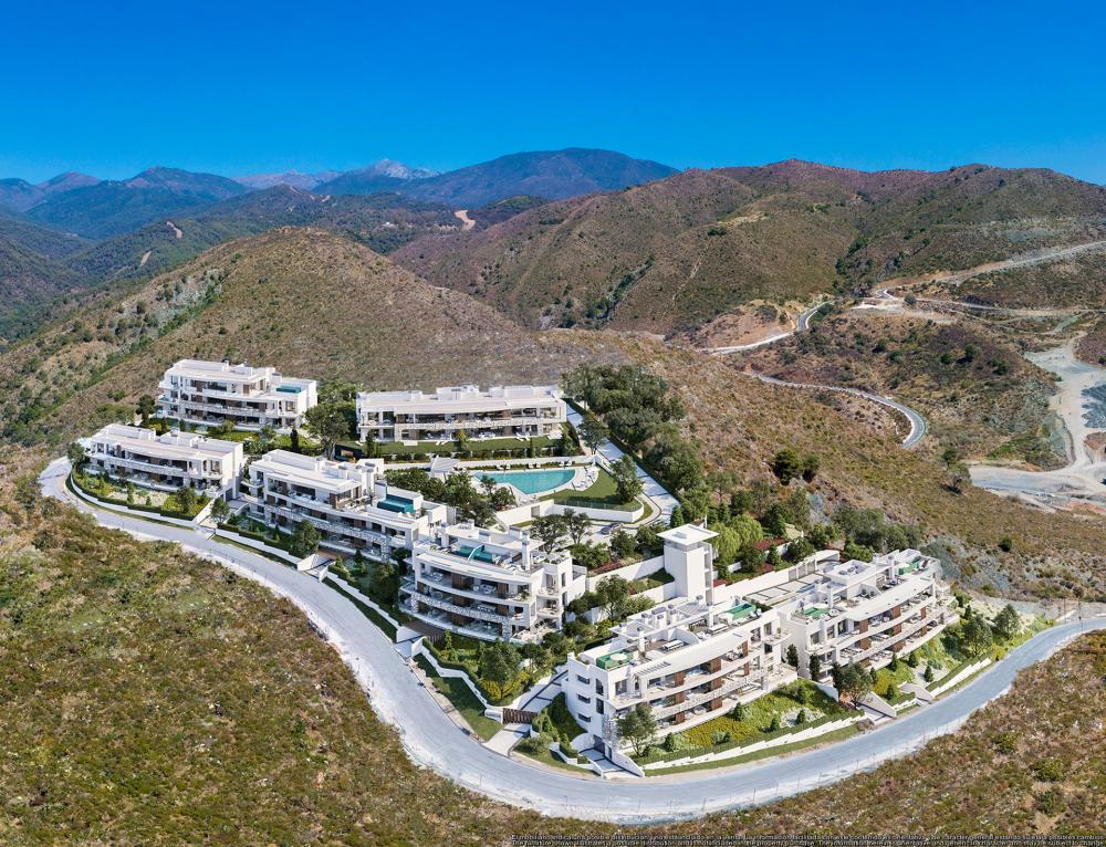 3 Bed, 2 Bath, ApartmentFor Sale, Benahavis, Malaga