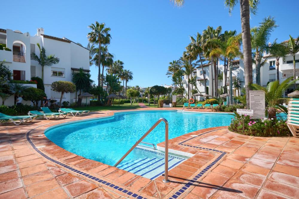2 Bed, 2 Bath, ApartmentFor Sale, New Golden Mile, Malaga