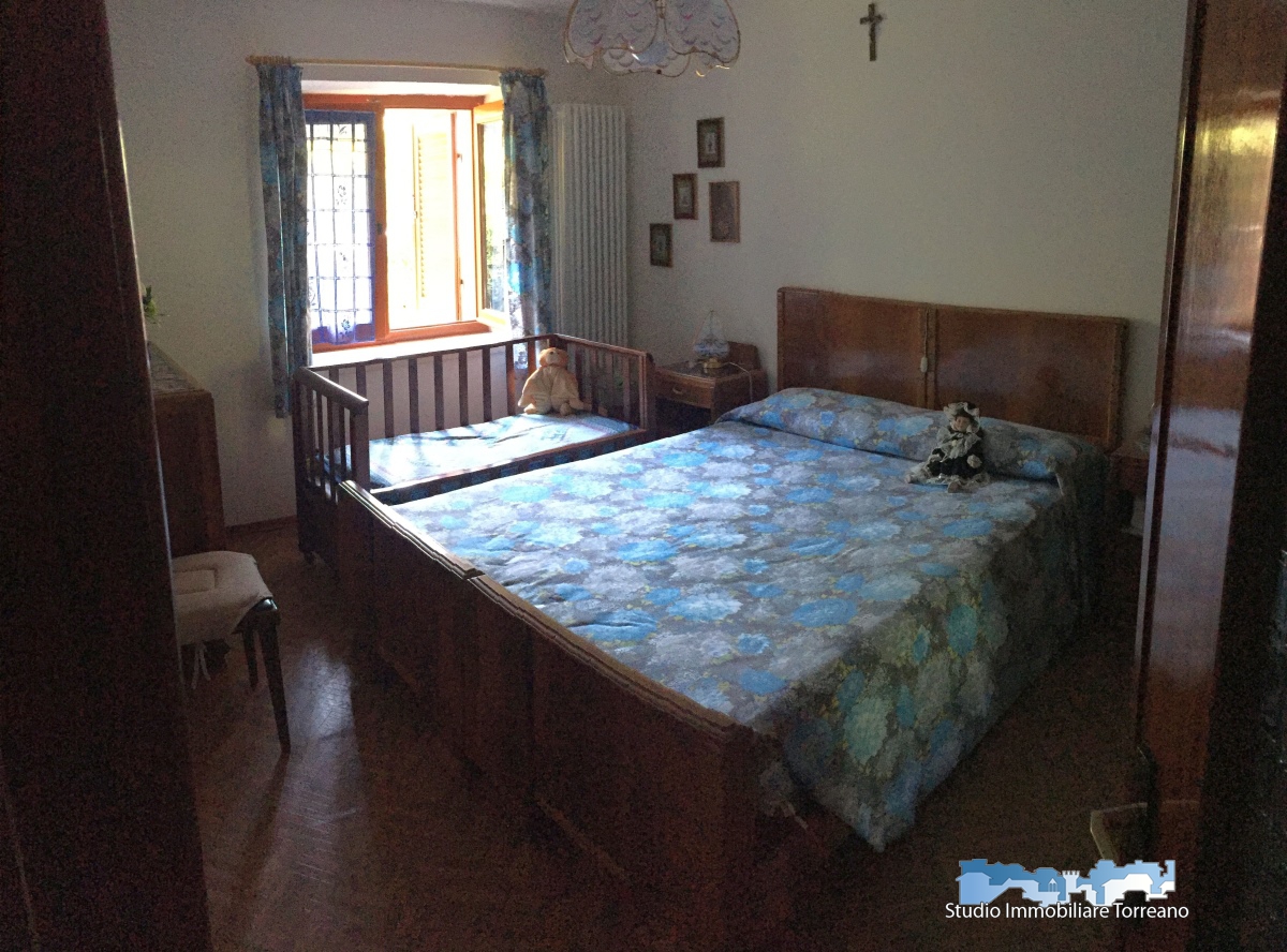 4 Bed, HouseFor Sale, Torino, Piemonte 4 Bed, HouseFor Sale, Torino, Piemonte