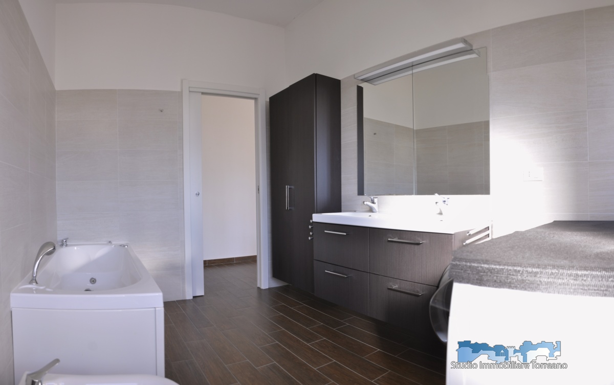 2 Bed, ApartmentFor Sale, Torino, Piemonte
