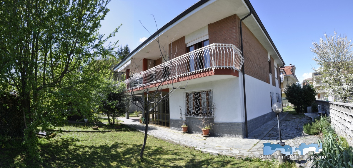 3 Bed, HouseFor Sale, Torino, Piemonte 3 Bed, HouseFor Sale, Torino, Piemonte