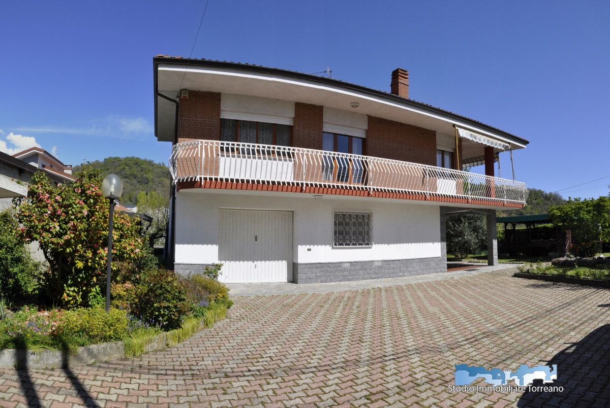 3 Bed, HouseFor Sale, Torino, Piemonte 3 Bed, HouseFor Sale, Torino, Piemonte