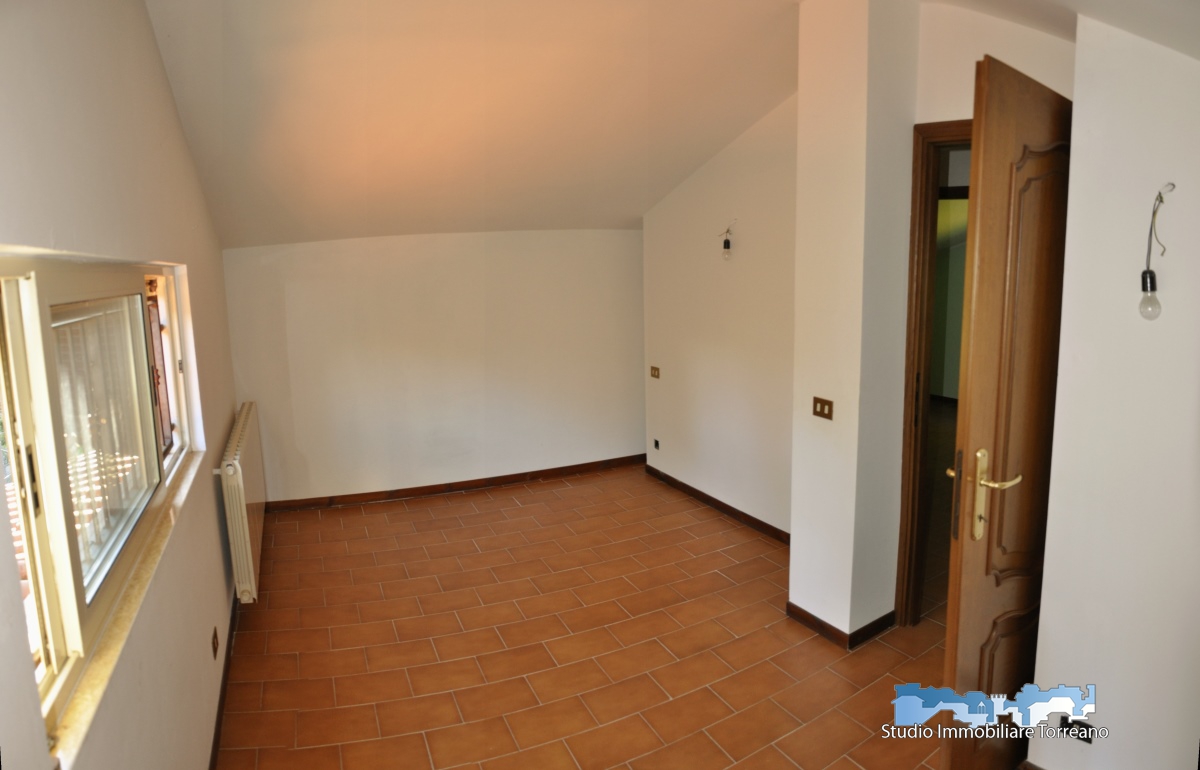 3 Bed, HouseFor Sale, Torino, Piemonte 3 Bed, HouseFor Sale, Torino, Piemonte
