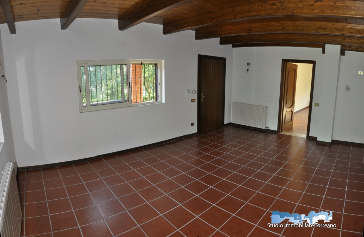 3 Bed, HouseFor Sale, Torino, Piemonte 3 Bed, HouseFor Sale, Torino, Piemonte