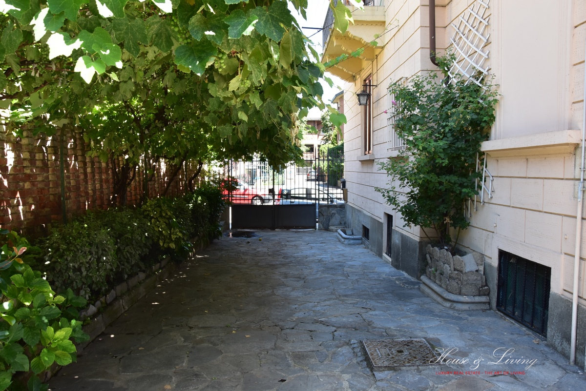 7 Bed, HouseFor Sale, Torino, Torino, Piemonte 7 Bed, HouseFor Sale, Torino, Torino, Piemonte