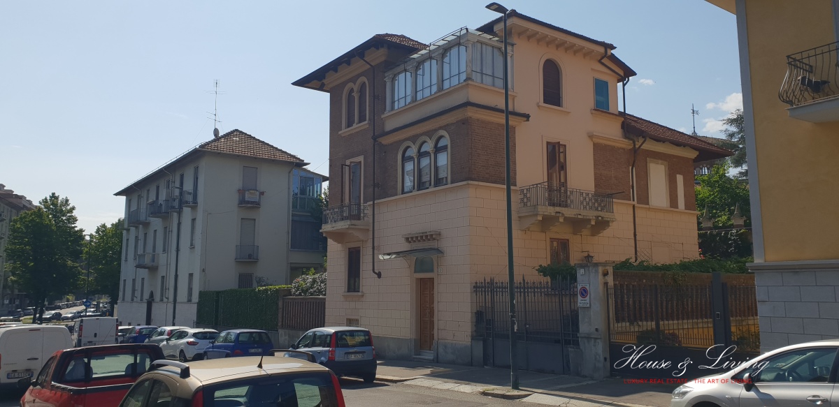 7 Bed, HouseFor Sale, Torino, Torino, Piemonte 7 Bed, HouseFor Sale, Torino, Torino, Piemonte