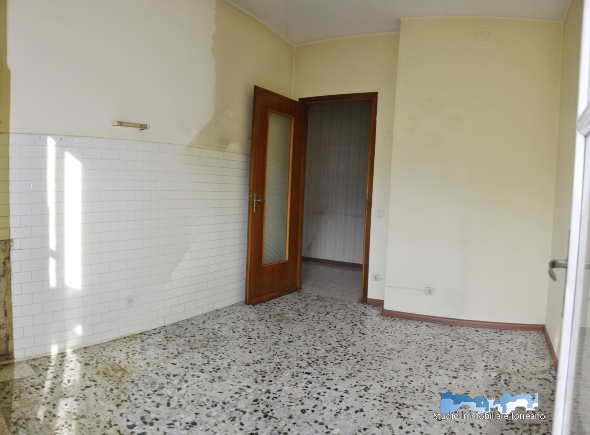 2 Bed, ApartmentFor Sale, Ivrea, Torino, Piemonte