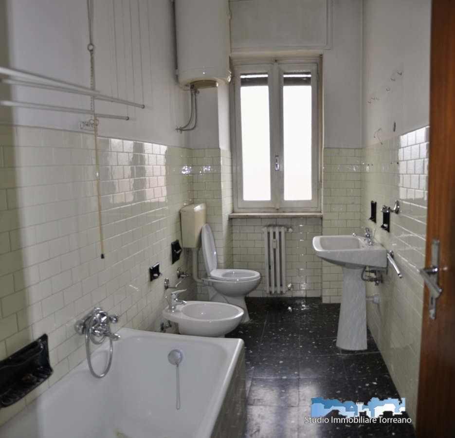 2 Bed, ApartmentFor Sale, Ivrea, Torino, Piemonte