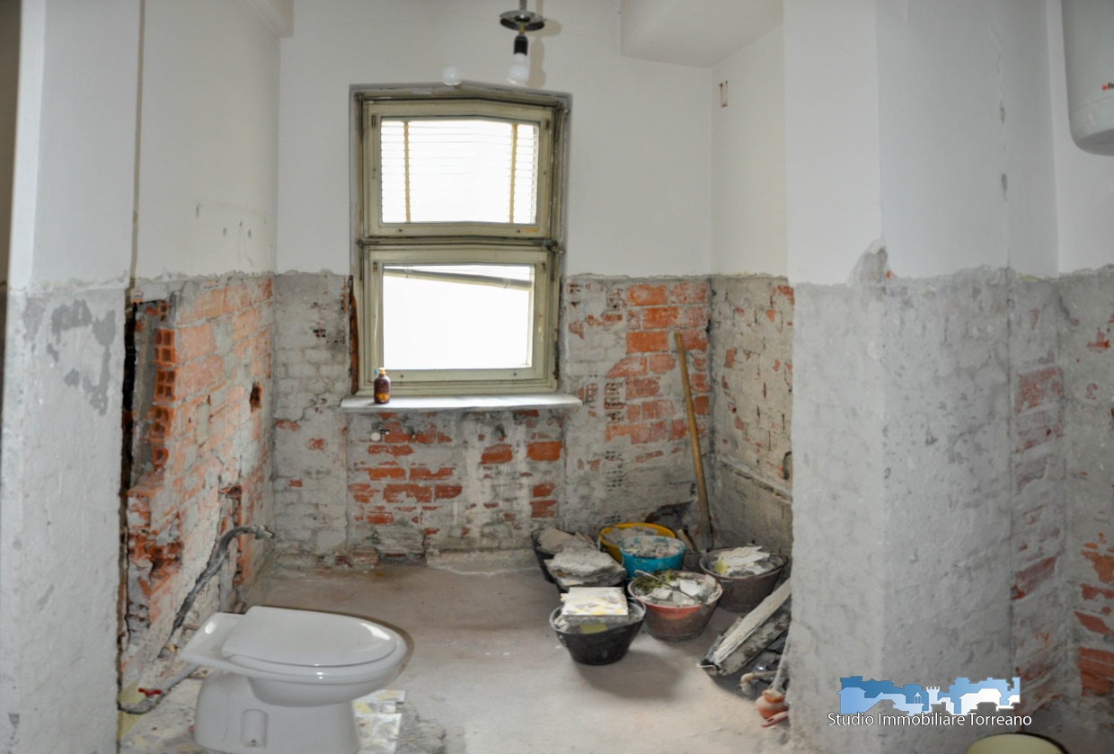 3 Bed, ApartmentFor Sale, Ivrea, Torino, Piemonte