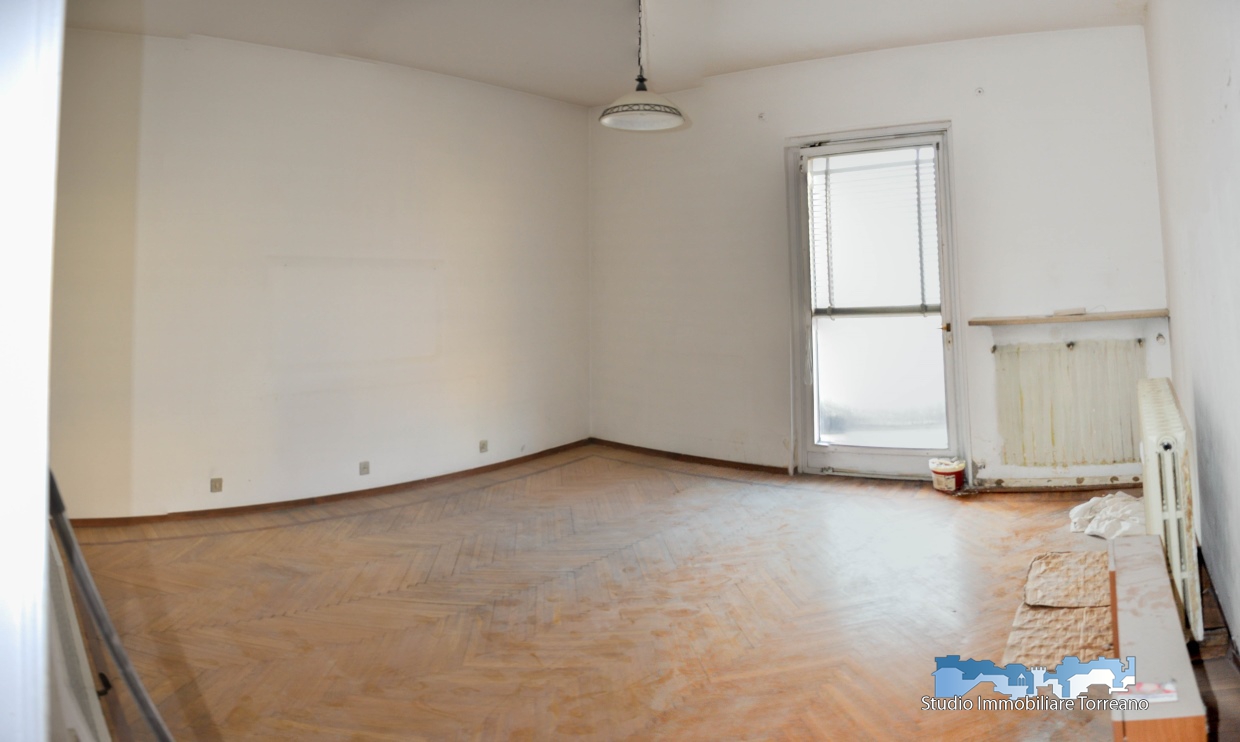 3 Bed, ApartmentFor Sale, Ivrea, Torino, Piemonte