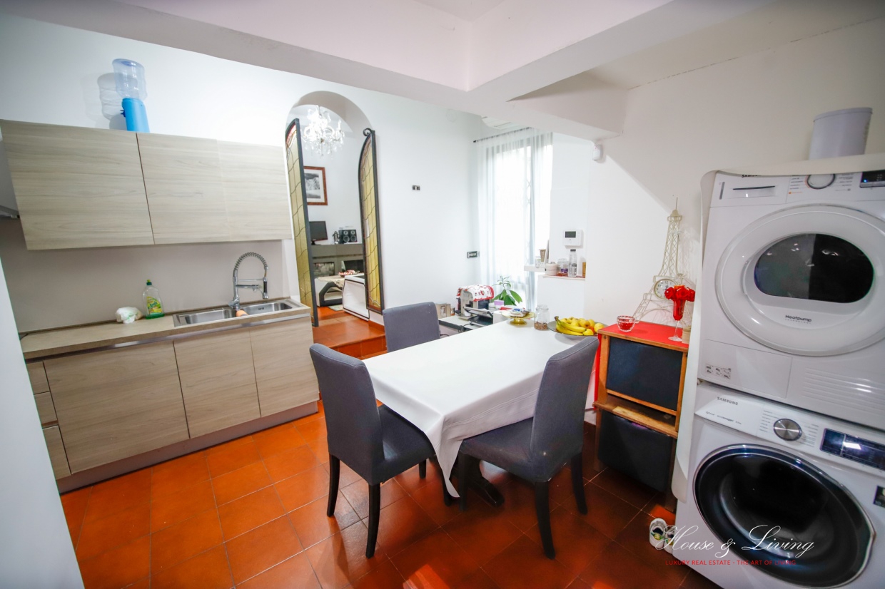 5 Bed, HouseFor Sale, Torino, Torino, Piemonte 5 Bed, HouseFor Sale, Torino, Torino, Piemonte