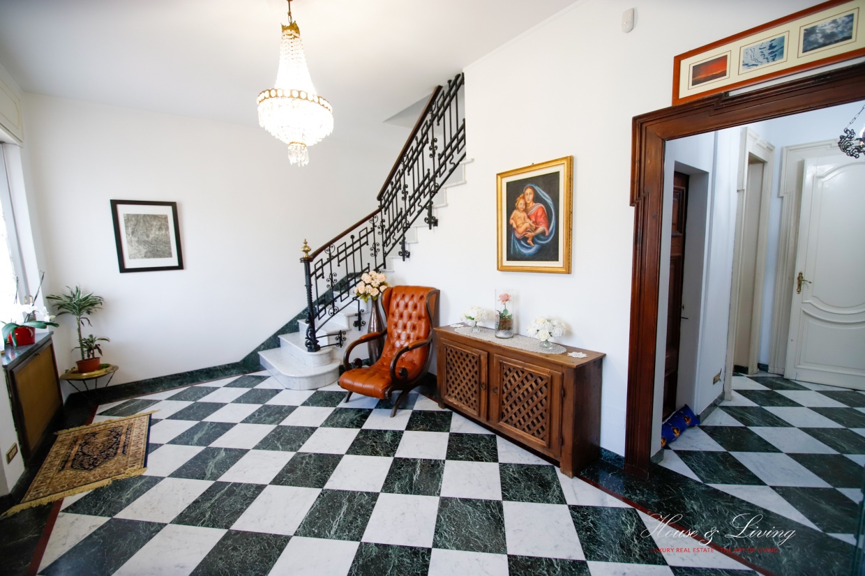 5 Bed, HouseFor Sale, Torino, Torino, Piemonte 5 Bed, HouseFor Sale, Torino, Torino, Piemonte