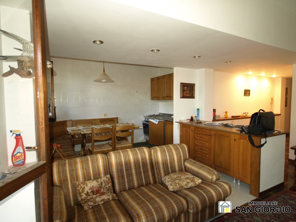 2 Bed, ApartmentFor Sale, Lecco, Lombardia