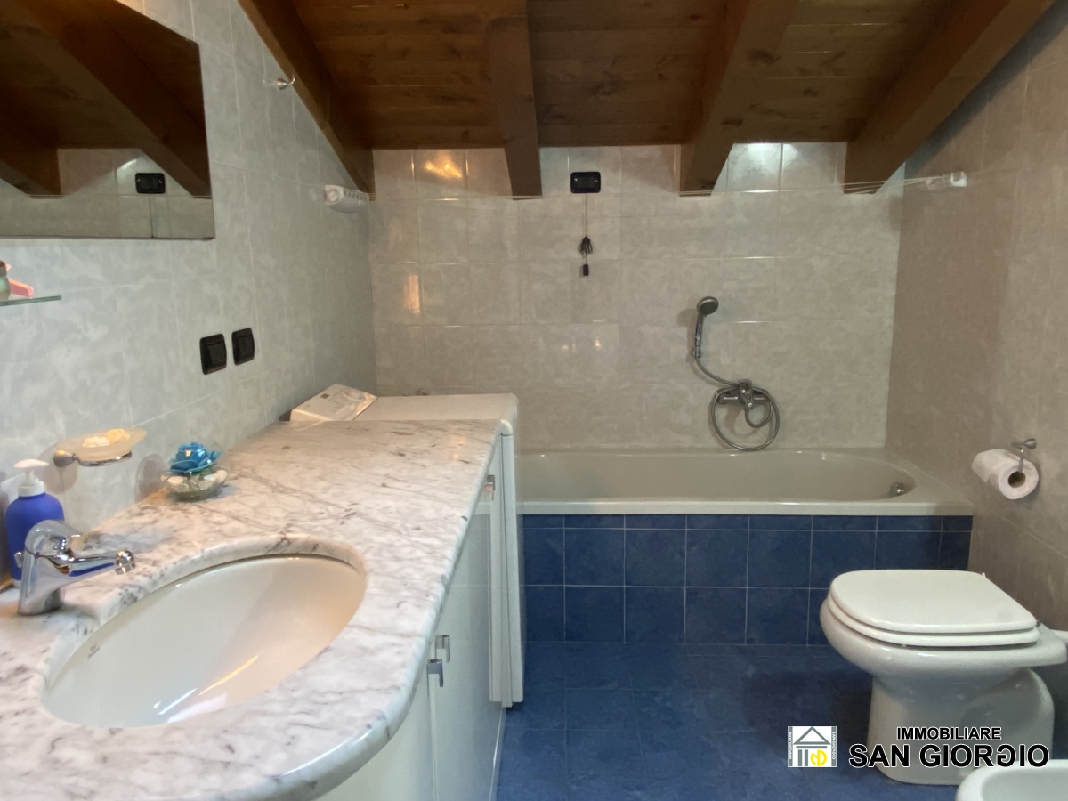 2 Bed, ApartmentFor Sale, Oggiono, Lecco, Lombardia