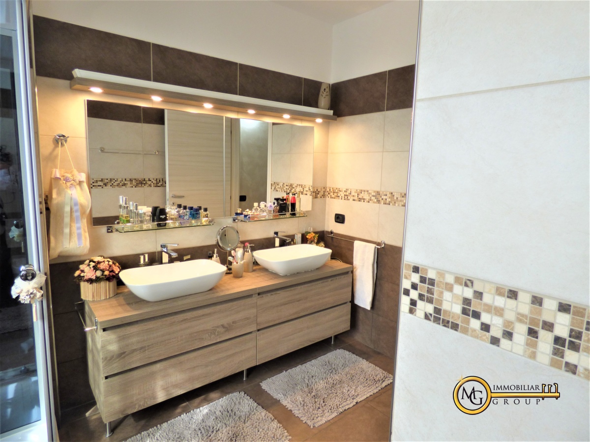 2 Bed, ApartmentFor Sale, Milano, Lombardia