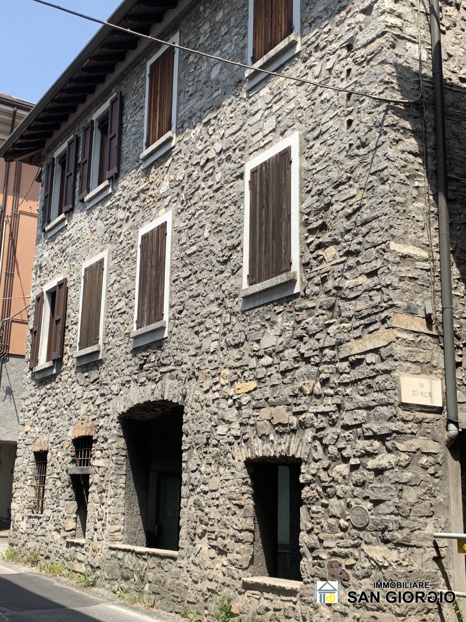1 Bed, ApartmentFor Sale, Lecco, Lombardia