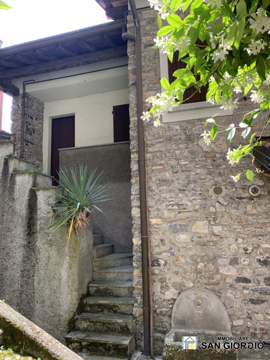 1 Bed, ApartmentFor Sale, Lecco, Lombardia