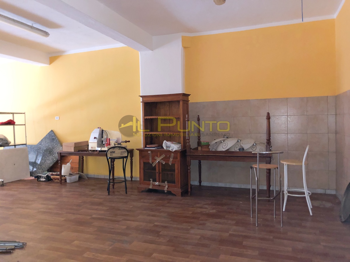 Commercial Property, For Sale