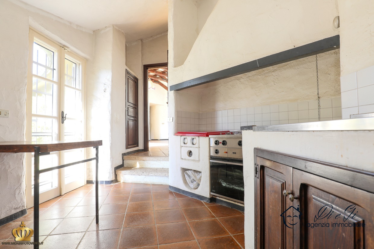 2 Bed, HouseFor Sale, Garlenda, Savona, Liguria