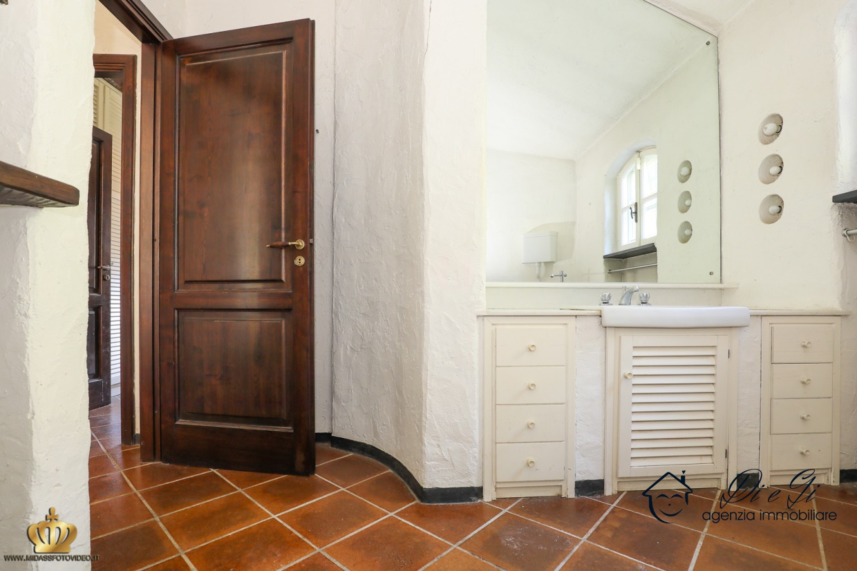 2 Bed, HouseFor Sale, Garlenda, Savona, Liguria