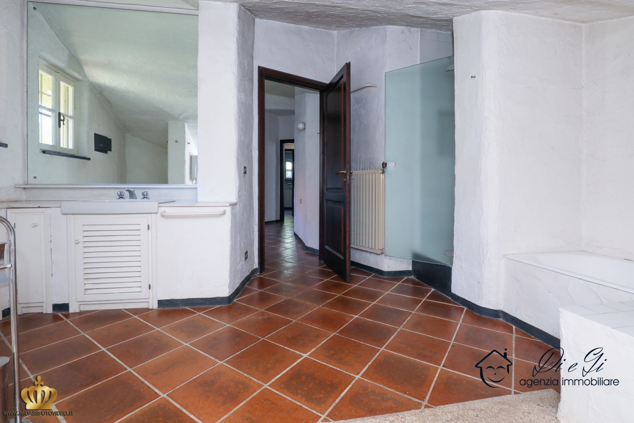 2 Bed, HouseFor Sale, Garlenda, Savona, Liguria