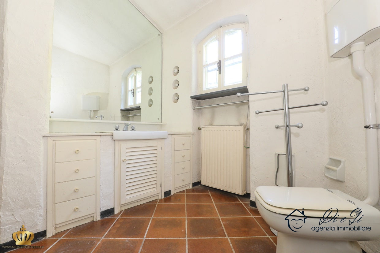 2 Bed, HouseFor Sale, Garlenda, Savona, Liguria