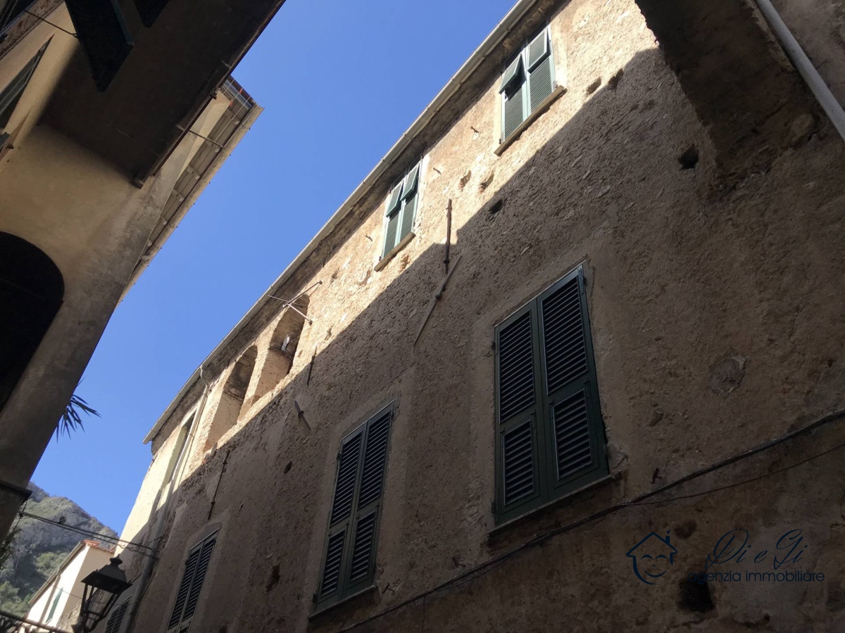 7 Bed, HouseFor Sale, Cisano sul Neva, Savona, Liguria