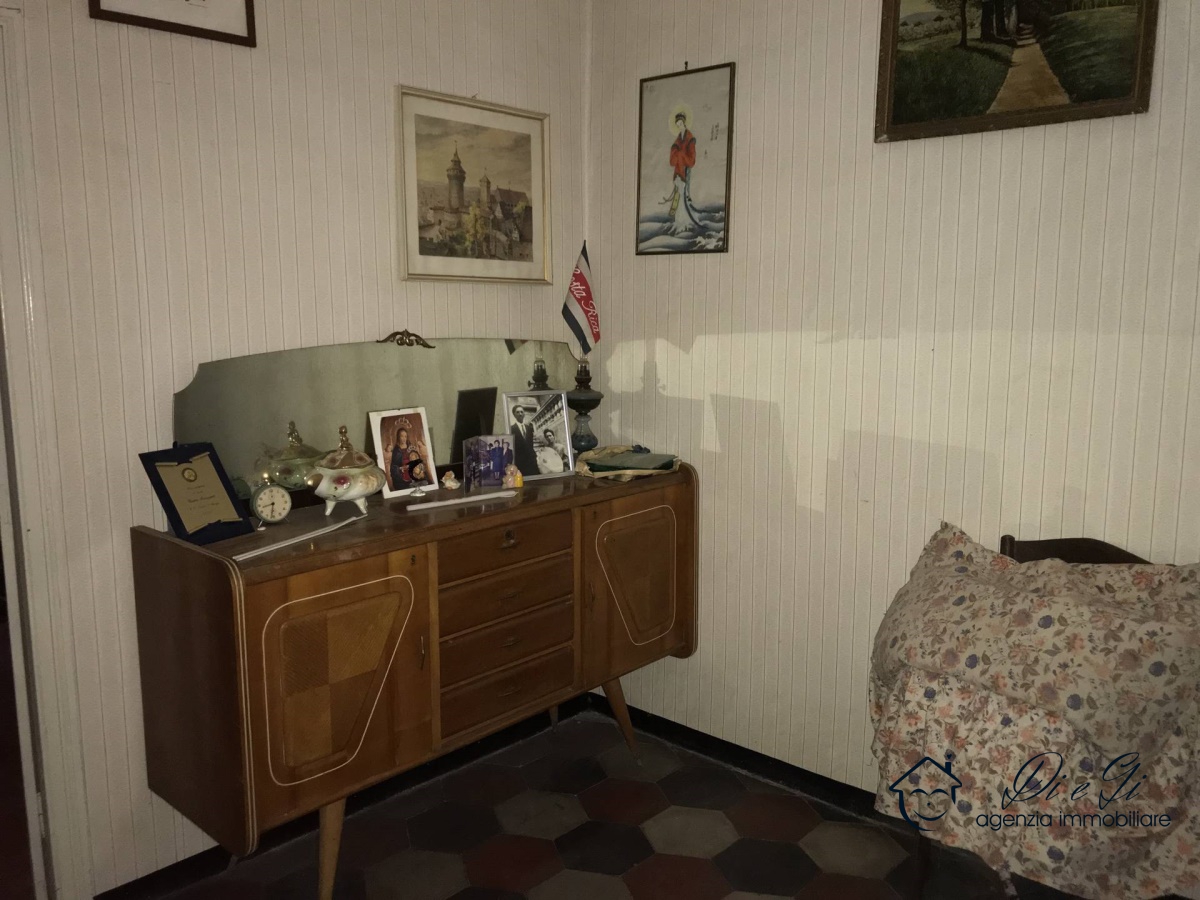 7 Bed, HouseFor Sale, Cisano sul Neva, Savona, Liguria