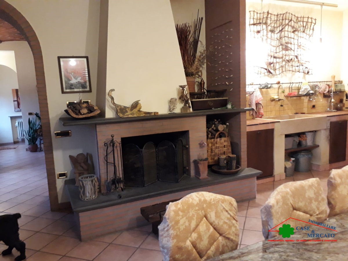 5 Bed, HouseFor Sale, Montecarlo, Lucca, Toscana