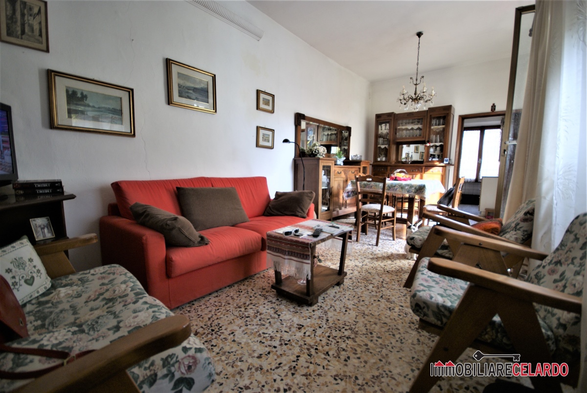 2 Bed, ApartmentFor Sale, Siena, Toscana