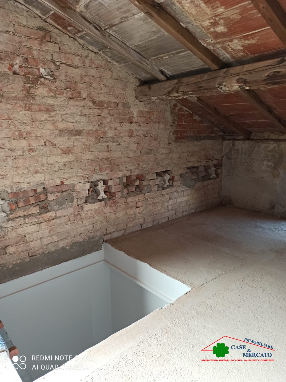 2 Bed, ApartmentFor Sale, San Salvatore, Lucca, Toscana