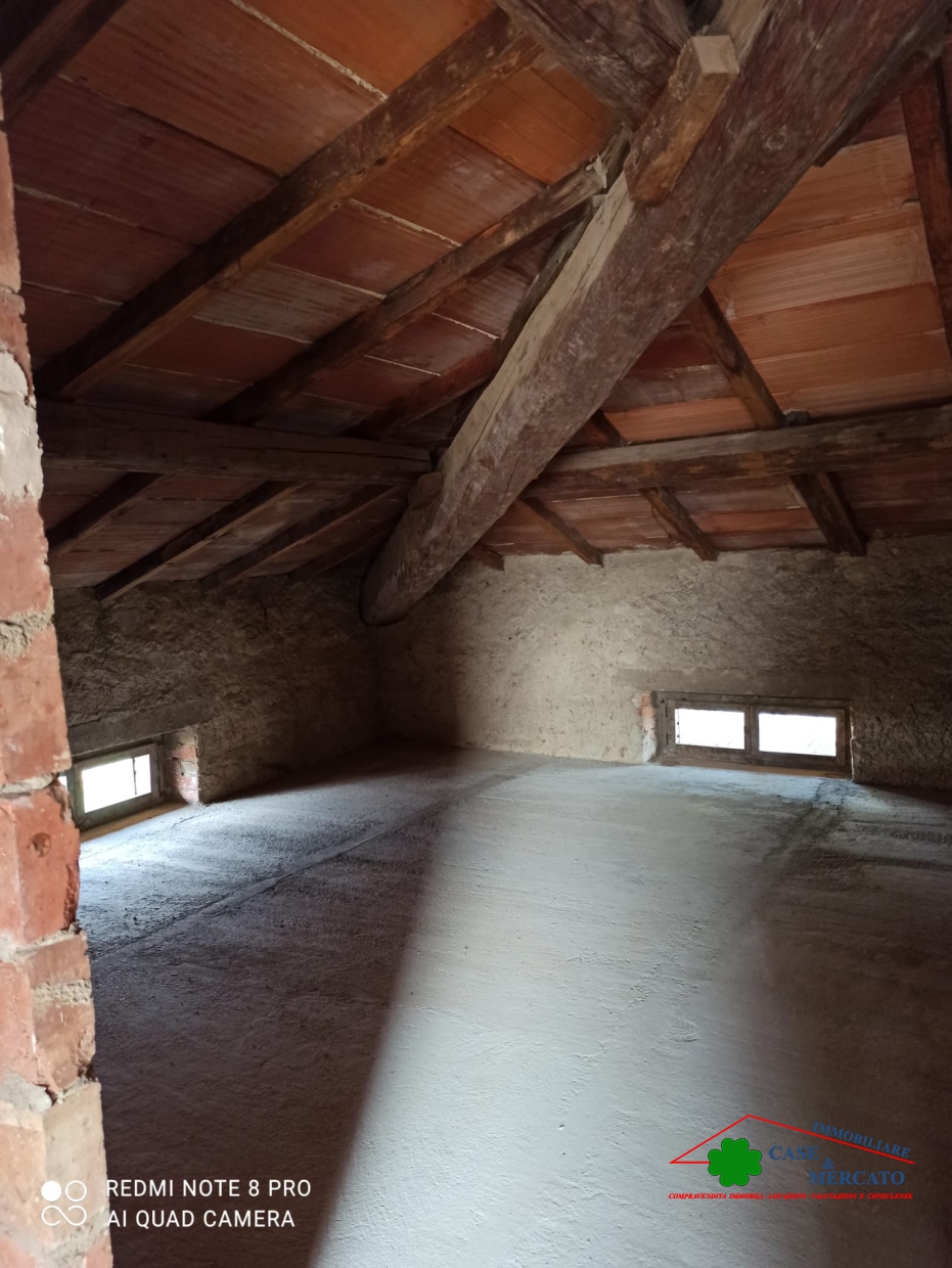 2 Bed, ApartmentFor Sale, San Salvatore, Lucca, Toscana