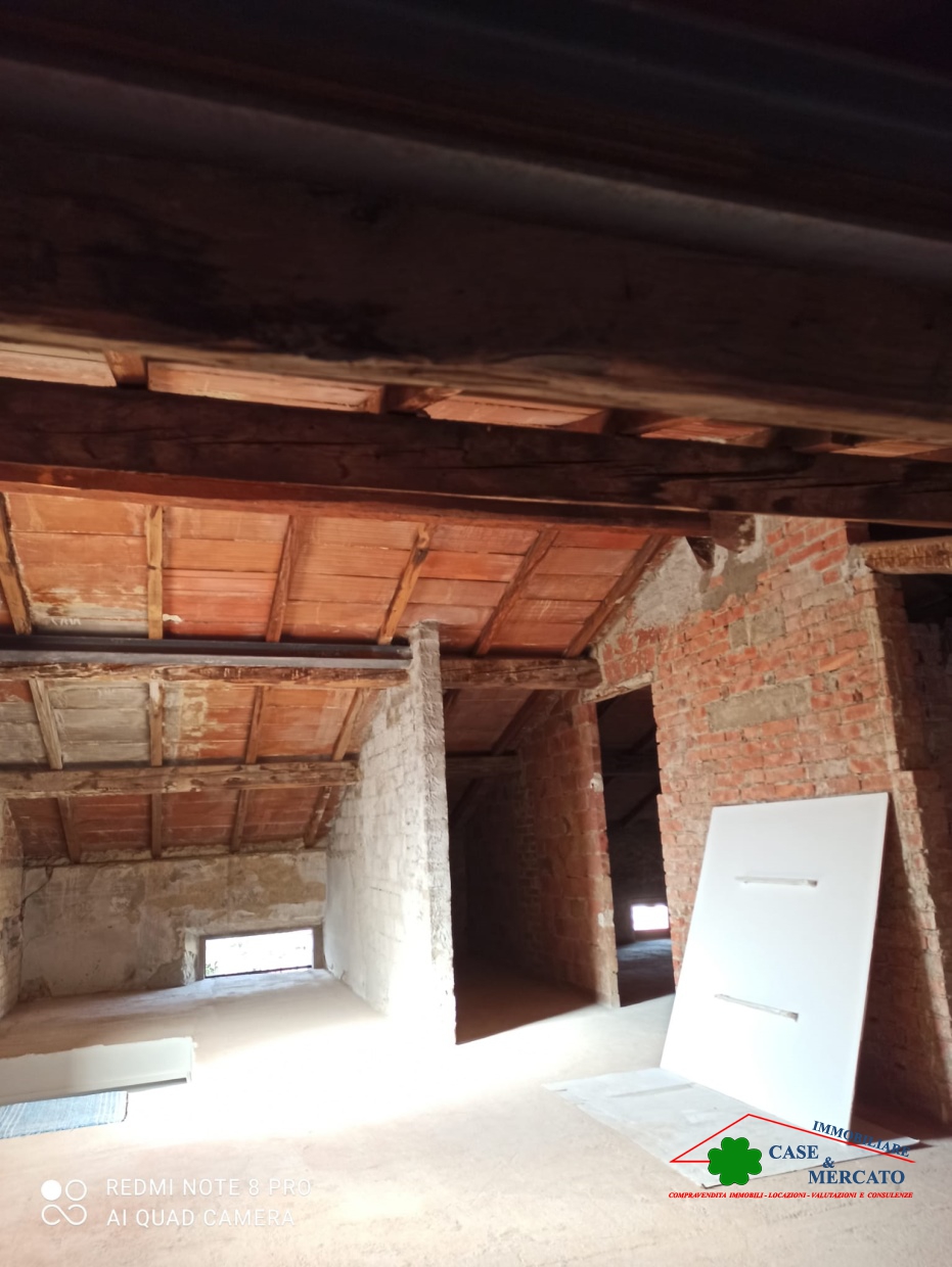 2 Bed, ApartmentFor Sale, San Salvatore, Lucca, Toscana