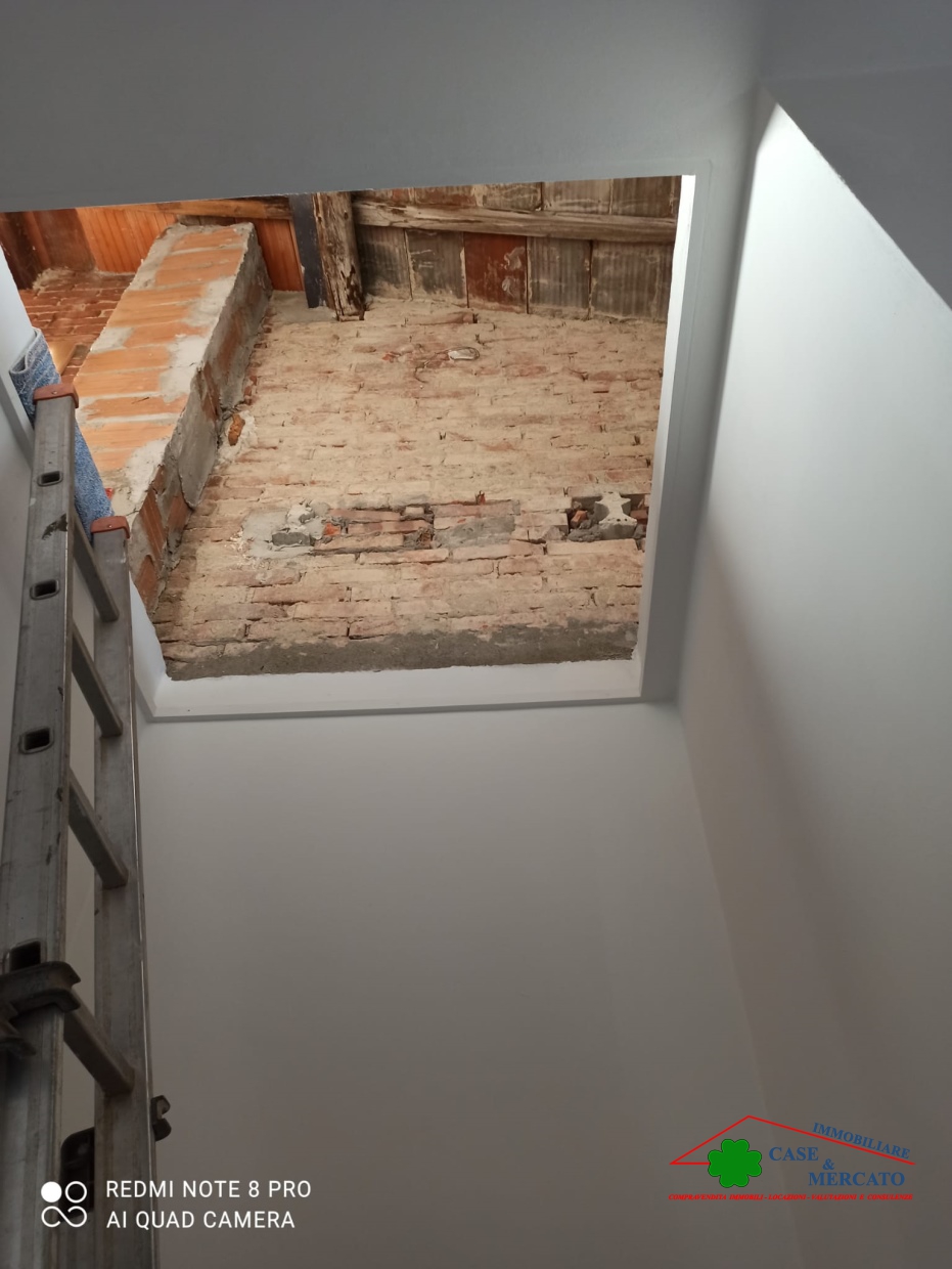 2 Bed, ApartmentFor Sale, San Salvatore, Lucca, Toscana