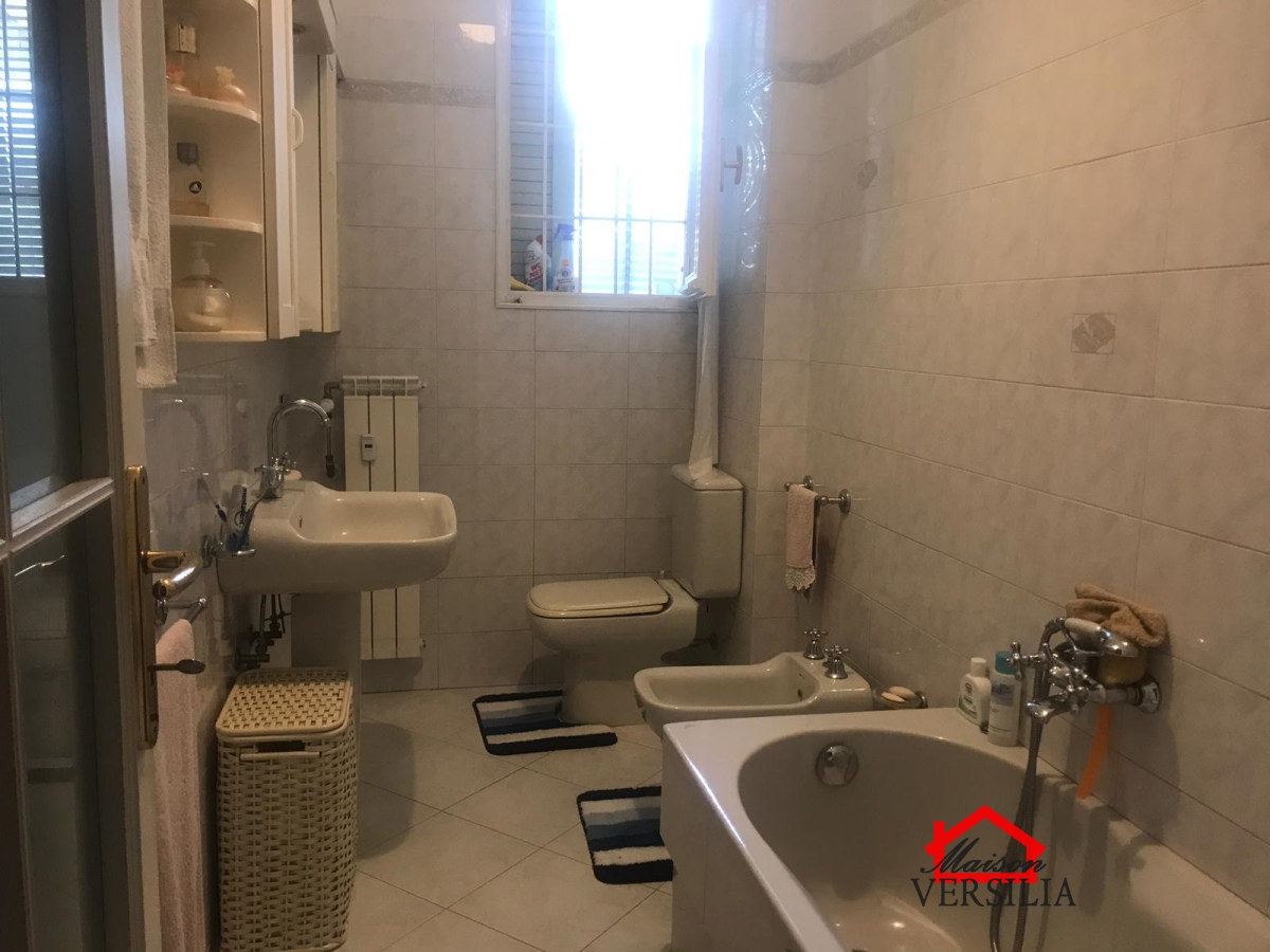 3 Bed, ApartmentFor Sale, Massa, Toscana