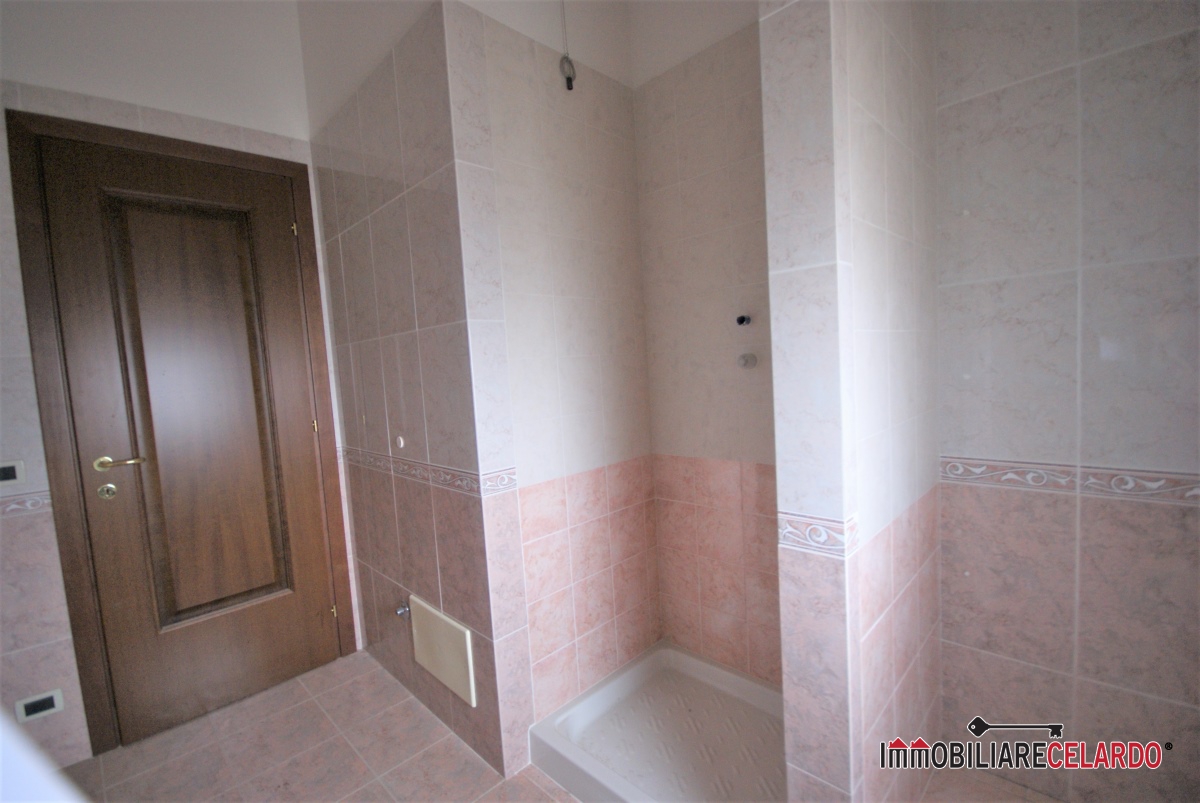 2 Bed, ApartmentFor Sale, Poggibonsi, Siena, Toscana