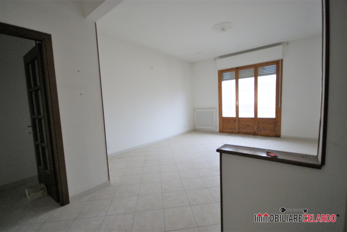 2 Bed, ApartmentFor Sale, Poggibonsi, Siena, Toscana