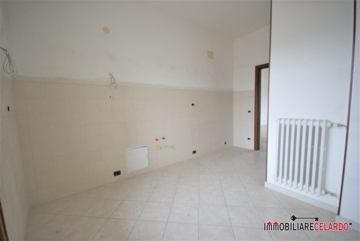 2 Bed, ApartmentFor Sale, Poggibonsi, Siena, Toscana