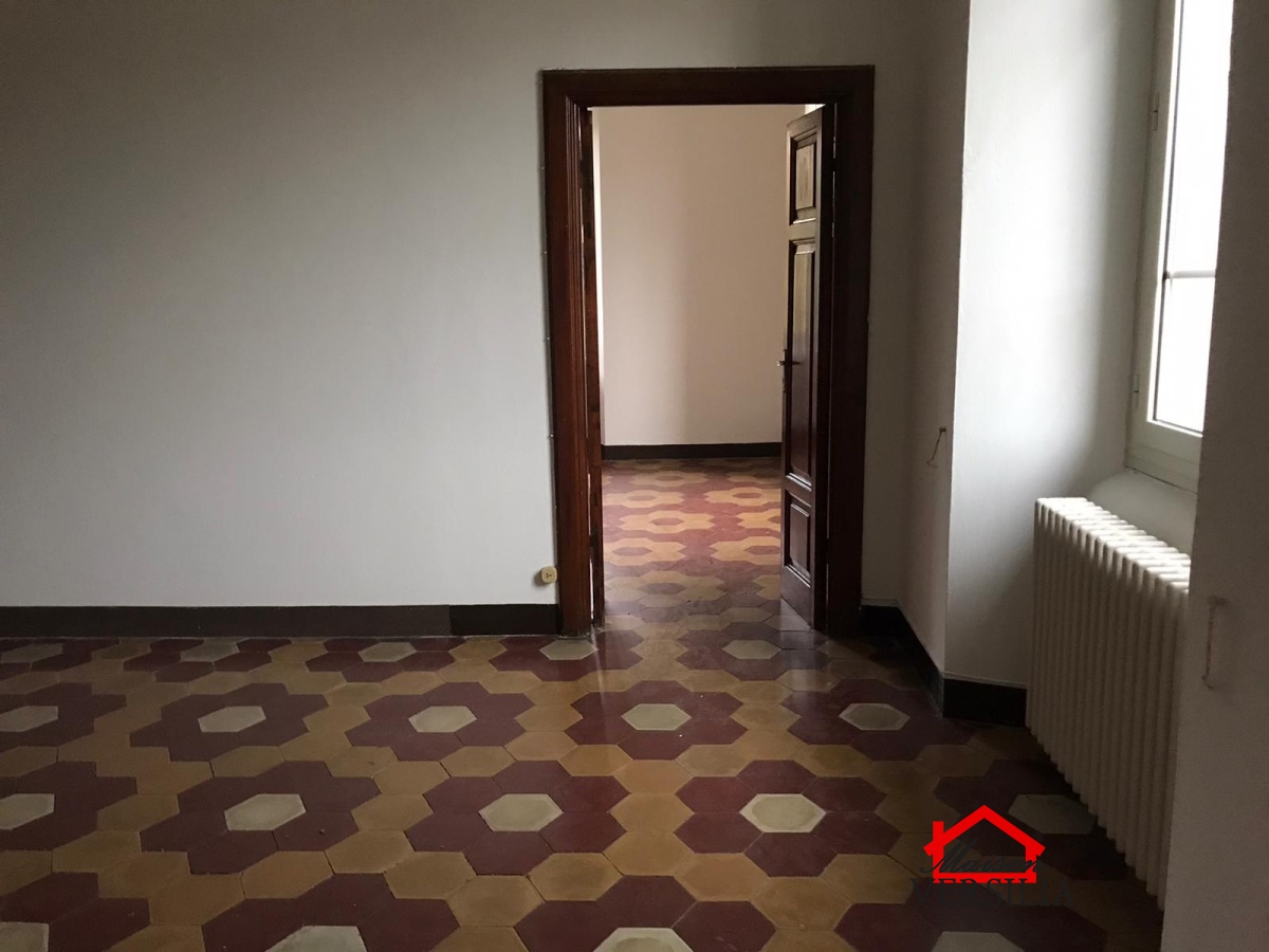 4 Bed, ApartmentFor Sale, Pontremoli, Toscana 4 Bed, ApartmentFor Sale, Pontremoli, Toscana