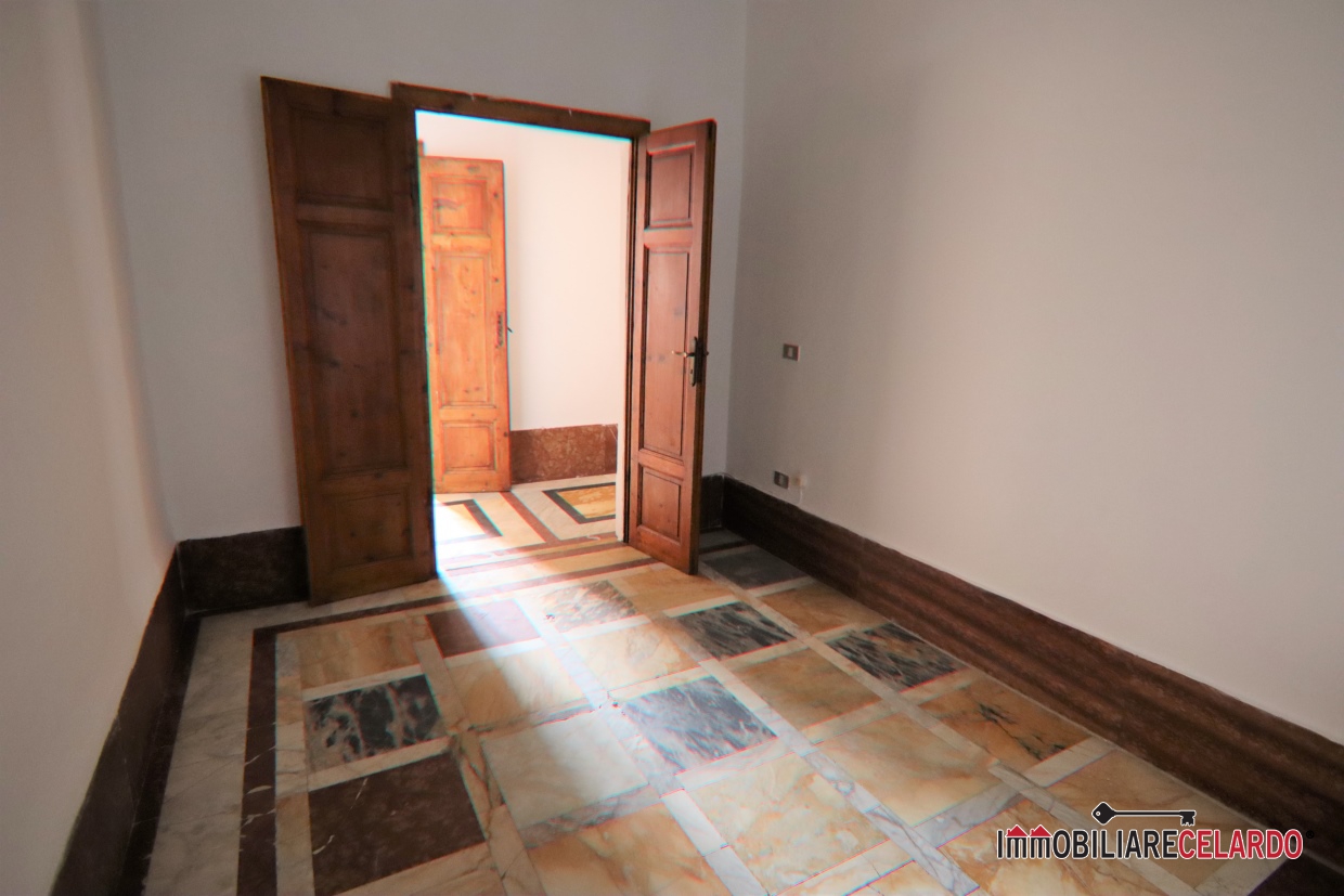 4 Bed, ApartmentFor Sale, Siena, Toscana