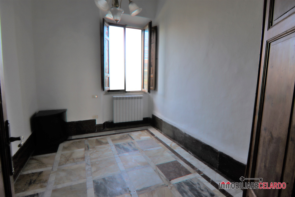 4 Bed, ApartmentFor Sale, Siena, Toscana