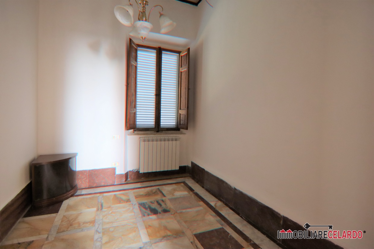 4 Bed, ApartmentFor Sale, Siena, Toscana